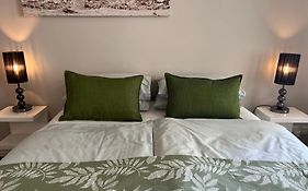 Design City Centre Apartment